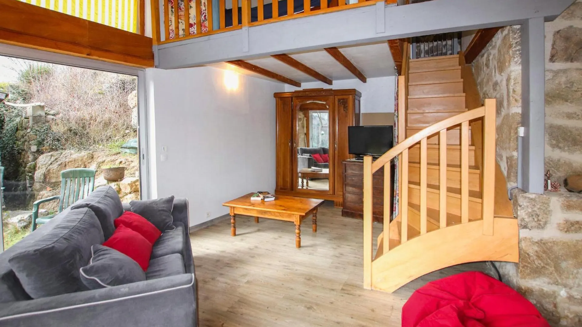 Holiday home 2 Bedroom Pet Friendly Home In Saint Barthelemy-Le-Me France